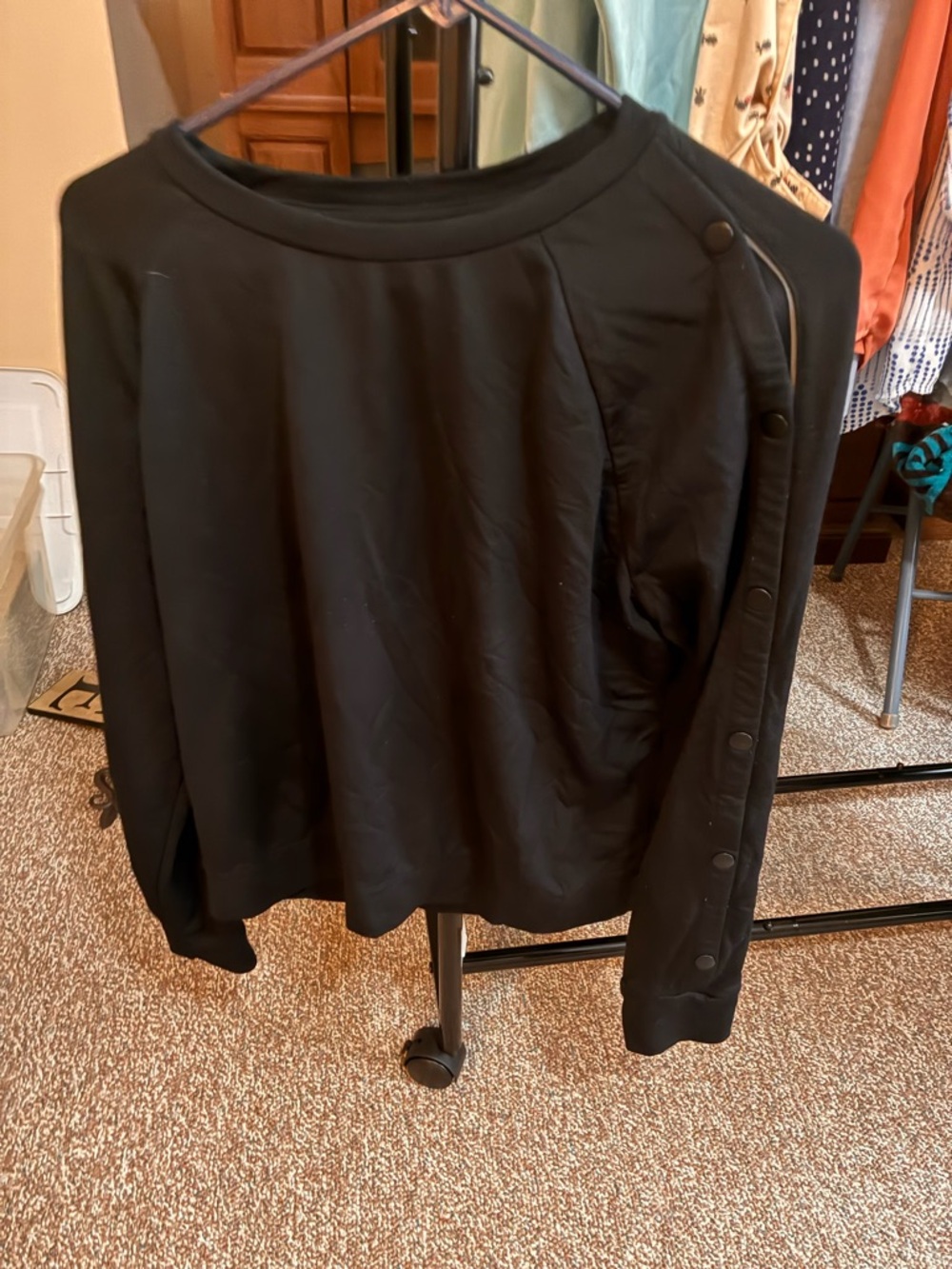 Black Button-Detail Pullover Sweatshirt